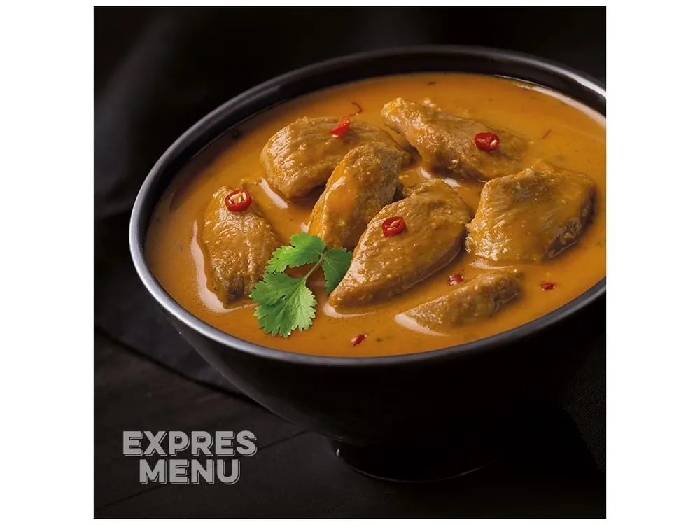 Expresní Doručení Expres menu Červené kari s kuřetem 2 porce