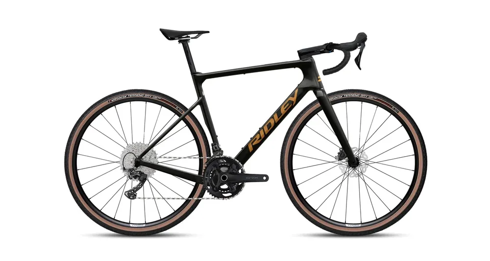 RIDLEY gravel kolo Astr GRX600, 1x12, Black Metallic/Bronze Gold 2026 Značkový