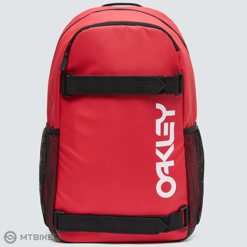 Objednat Nyní Oakley The Freshman Skate batoh, 20 l, red line