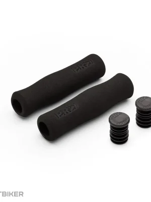Akce PRO RollerRace Performance gripy, 16 g, černá