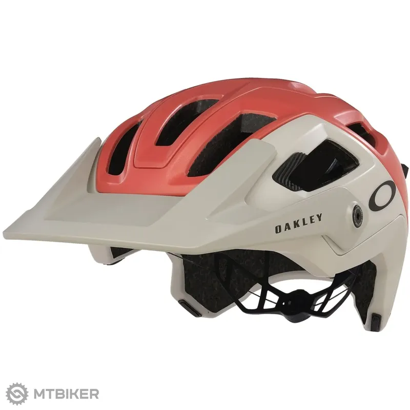 Tovární Cena Oakley DRT5 Maven přilba, satin mist/paloma