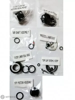 Autentický Rock Shox Servisní Kit, 2-Step Air - Totem NEW 2010-2011 (includes updated air piston, new piston coi