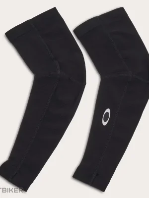 Dokud Zásoby Vydrží Oakley Clima návleky na ruce, blackout