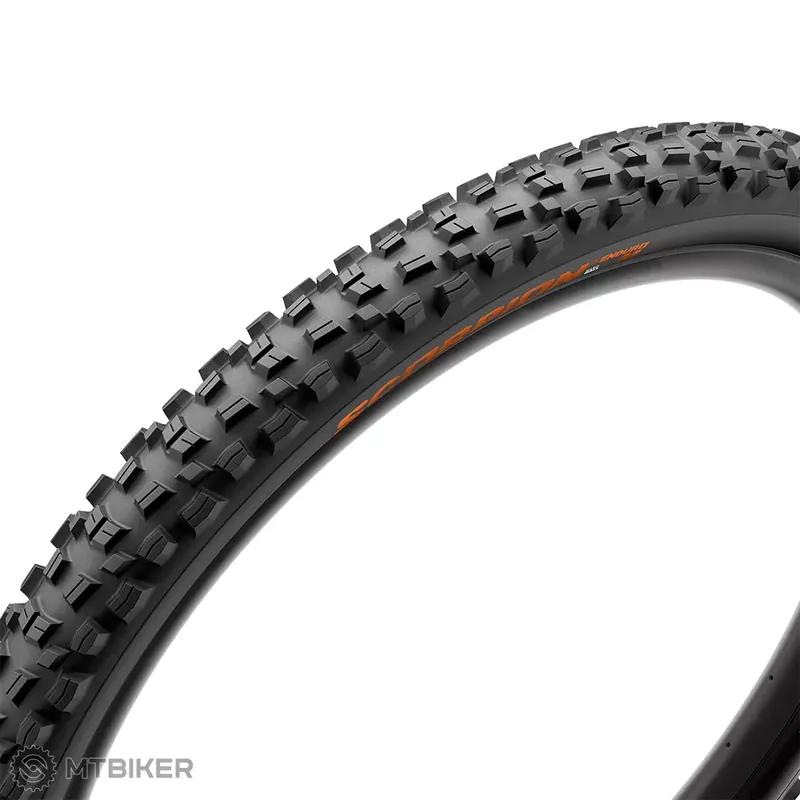 Vysoce Kvalitní Pirelli Scorpion Enduro M 29x2.4" HardWALL SmartGRIP Gravity plášť, TLR, kevlar, oranžové nápisy