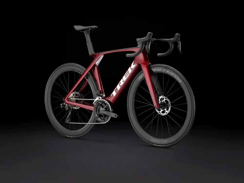 Akce Silniční kolo Trek Madone SL 6 crimson - Testovací