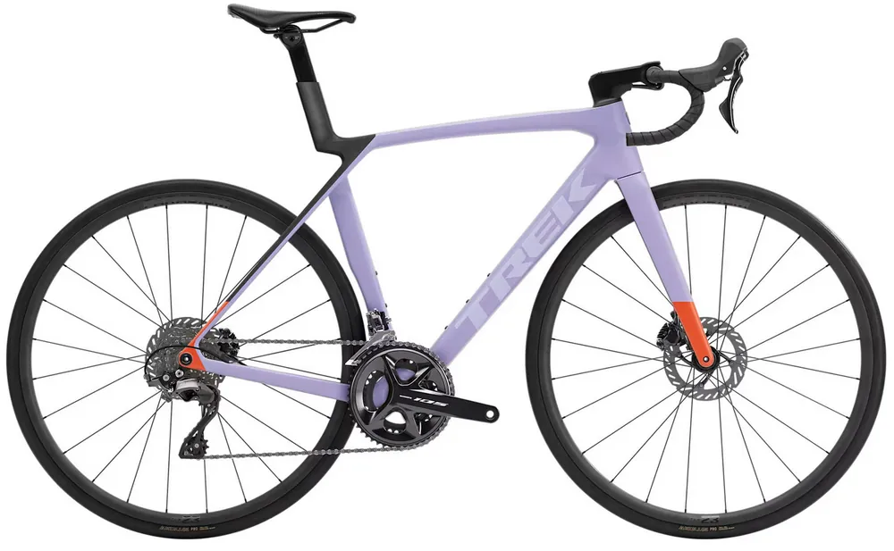 Silniční kolo Trek Madone SL 5 Gen 8 Matte Lavender Haze/Deep Smoke Vrácení Zdarma