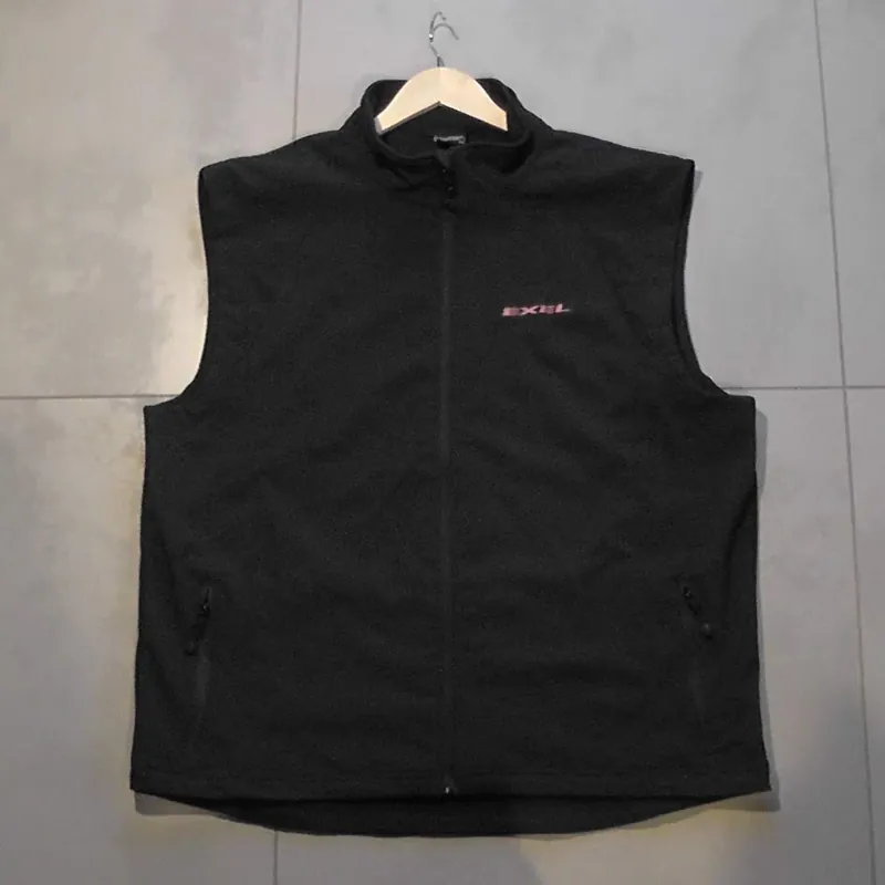 Sleva EXEL Warm up vest, softshellová vesta na běžky