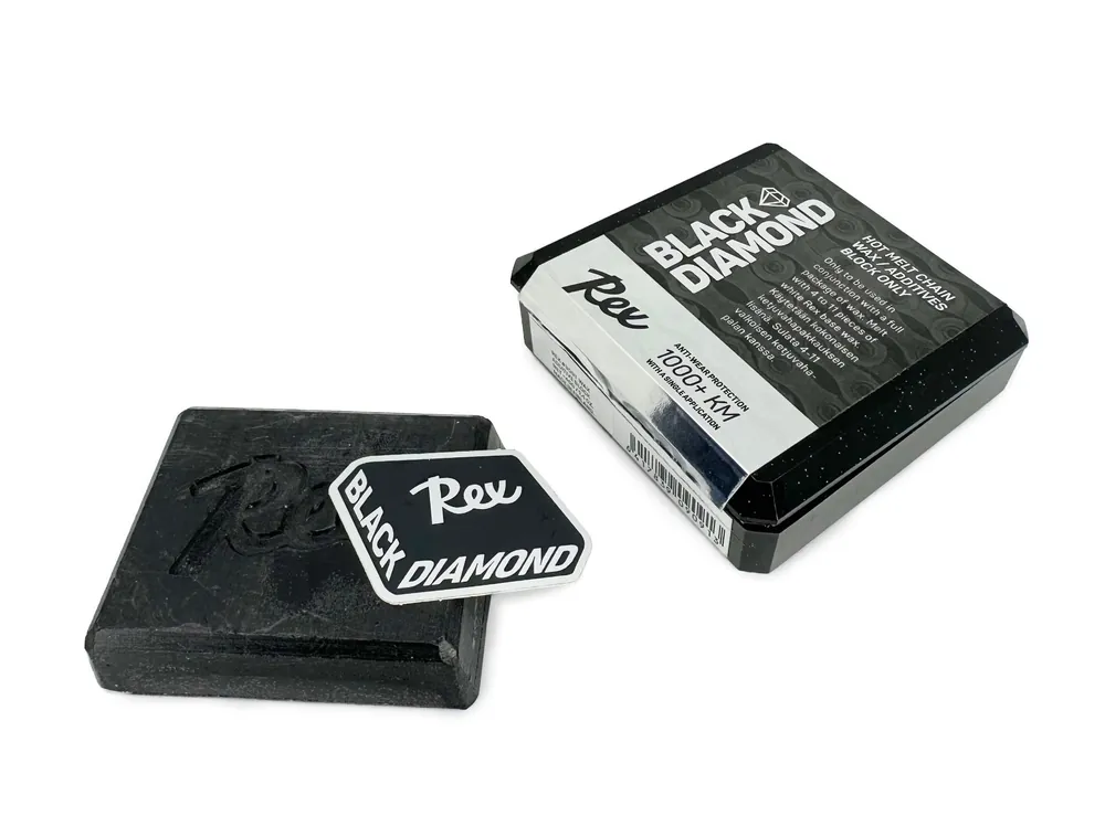 REX 9091 Black Diamond Hot Wax, black friction modifier block, 40 g Akční Nabídka