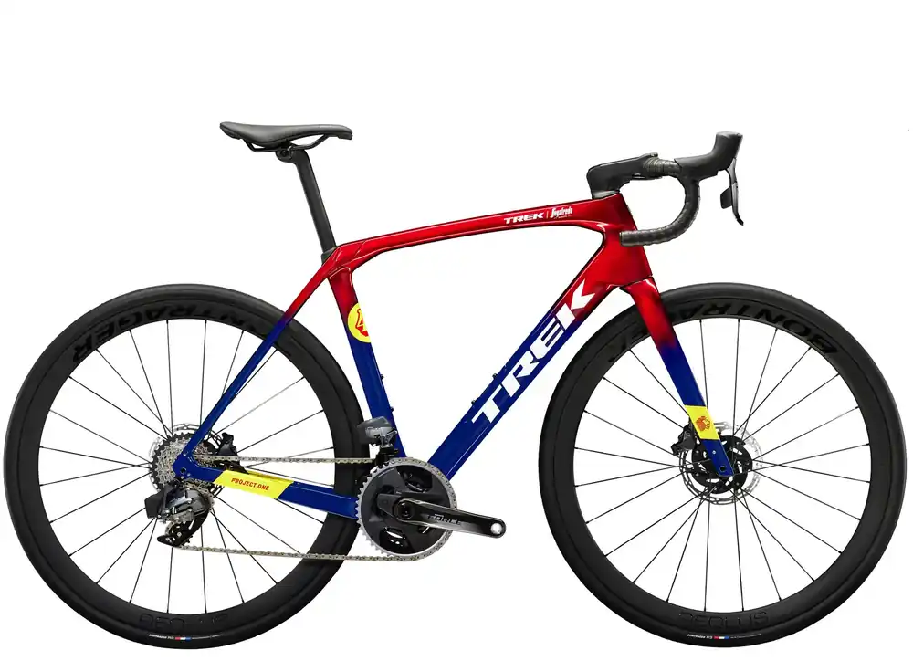 Nejlepší Volba Trek Domane SLR 7 eTap Gen 4 56 červená/modrá