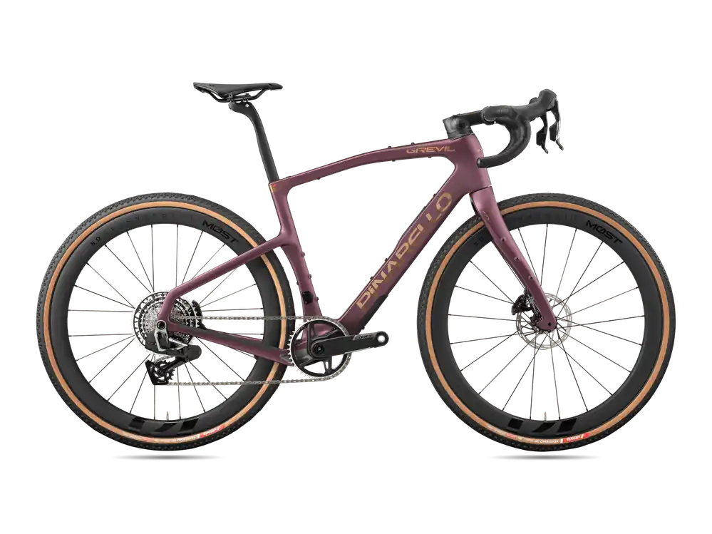 Pinarello GREVIL F7 SRAM FORCE XPLR AXS (MY26) 600 fialová Hit Sezóny