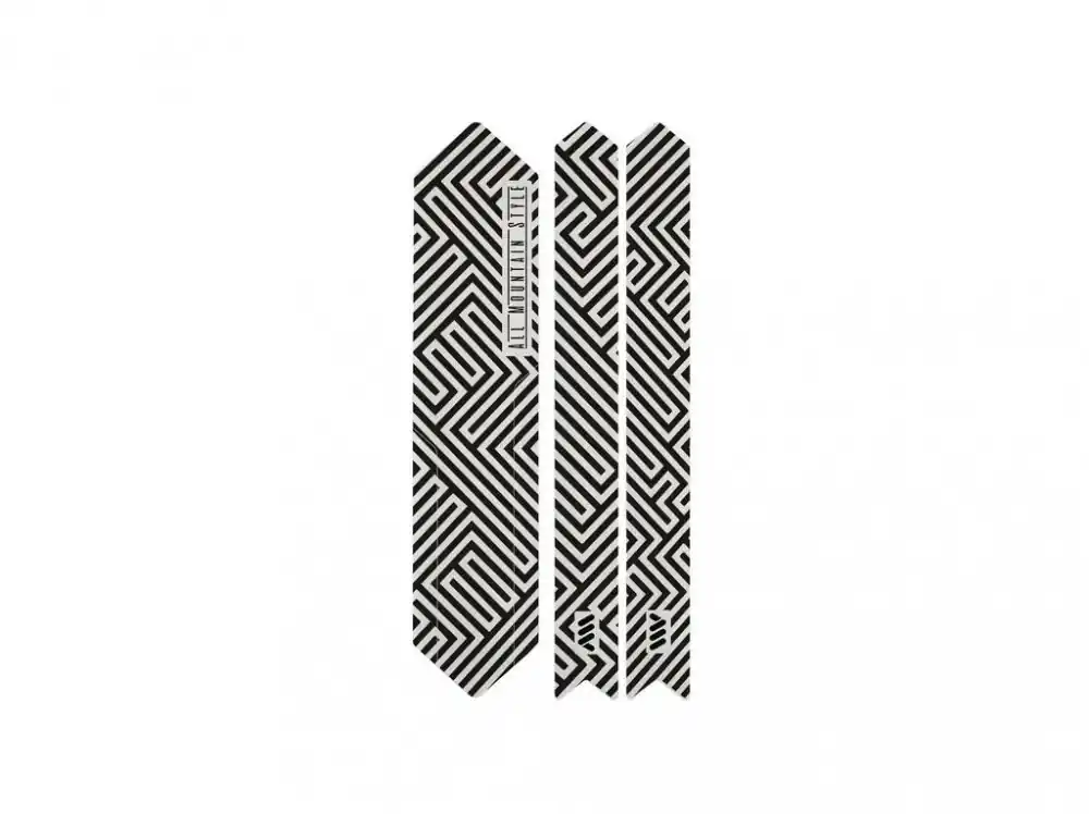 Cenová Bomba AMS ochranné polepy - CHAIN GUARD - Maze/Black
