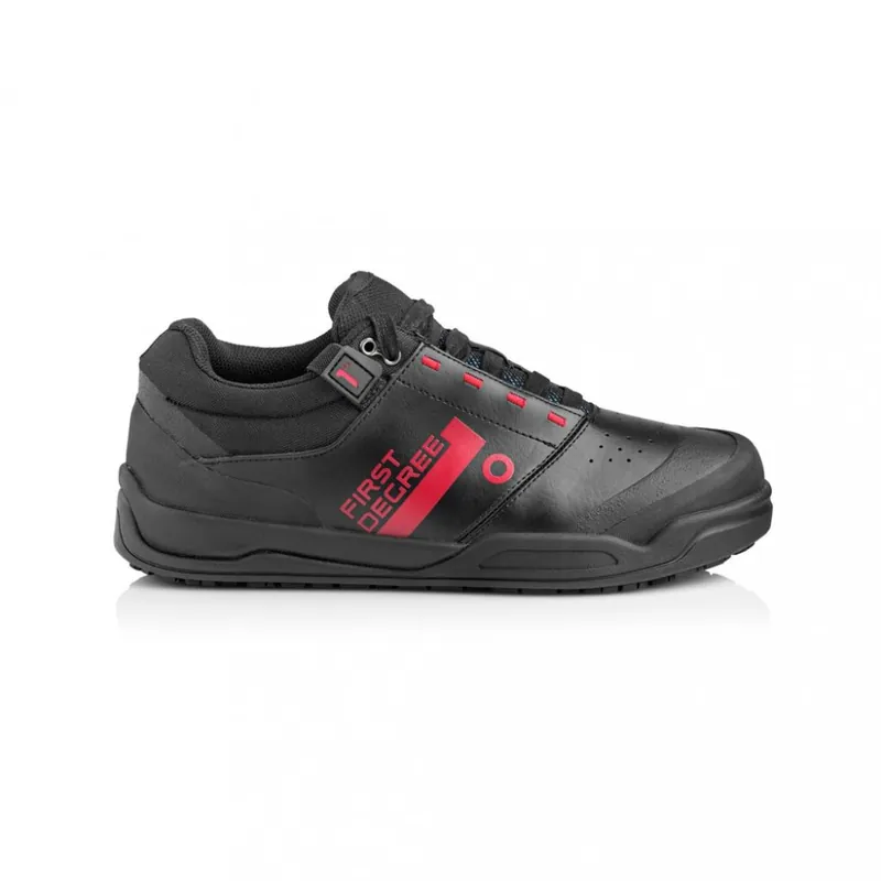 Nízká Cena Cyklistické boty First Degree F1 - black/magenta - Velikost EU 46,5