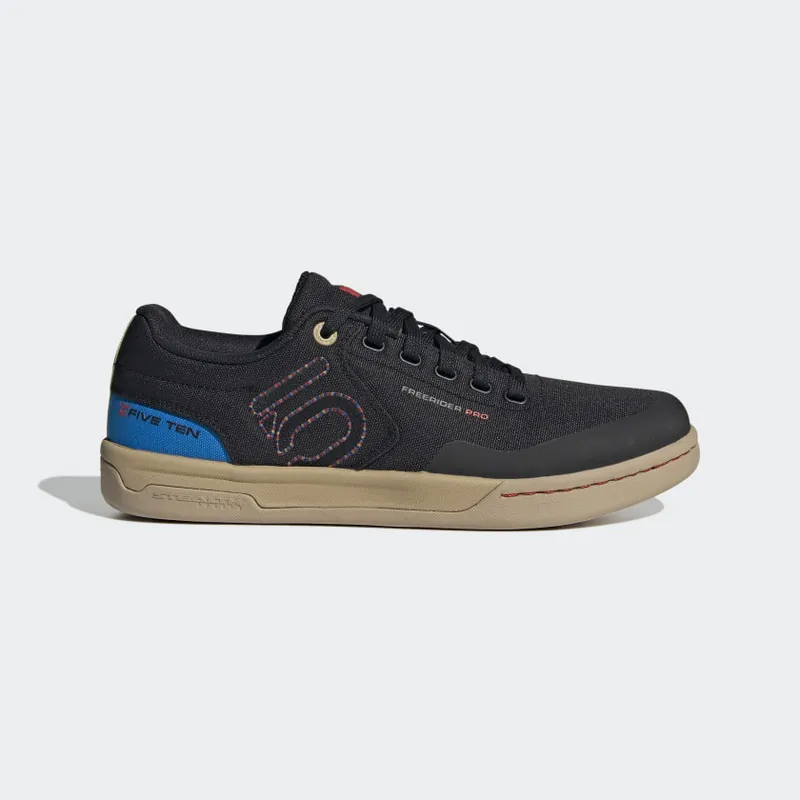 Novinka Cyklistické boty Five Ten Freerider Pro Canvas Black Pulse Lime - Velikost EU 47 1/3